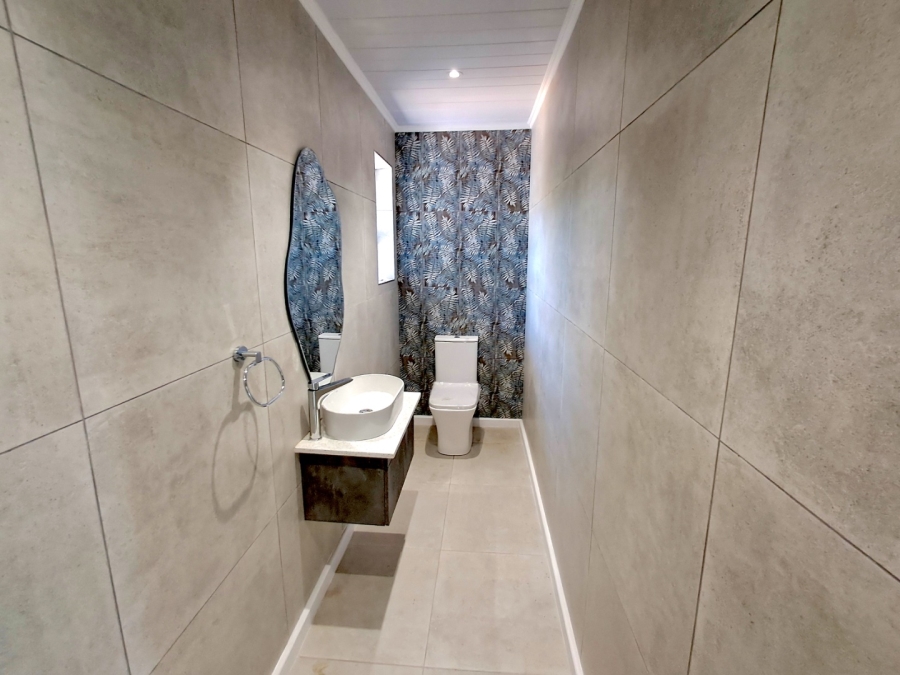 3 Bedroom Property for Sale in Bergsig Western Cape